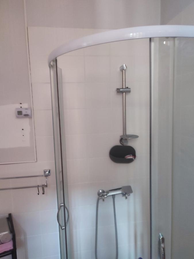 Appartamento Casa Andy Braşov Esterno foto